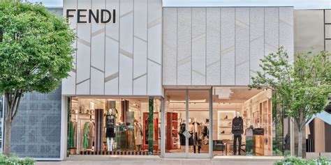 Boutique FENDI New York Manhasset Manhasset